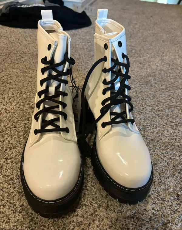 Brand new white platform combat boots Size 10 - Image 3