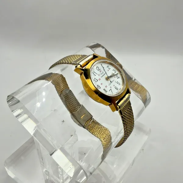 Caravelle Electronic Ladies Wristwatch Gold Tone Mesh Band For Parts - Image 3