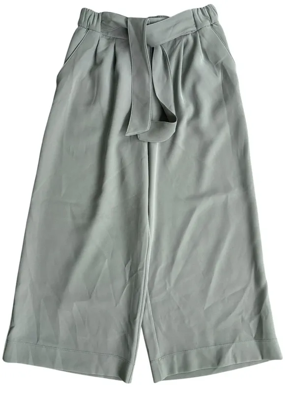 EUC Lululemon Noir Crop Pants Sage Grey Size 6 - Image 5