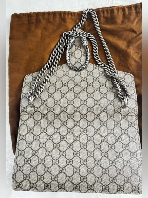 Gucci GG Supreme Shoulder Bag in Beige and Brown with Silver Hardware - Image 10