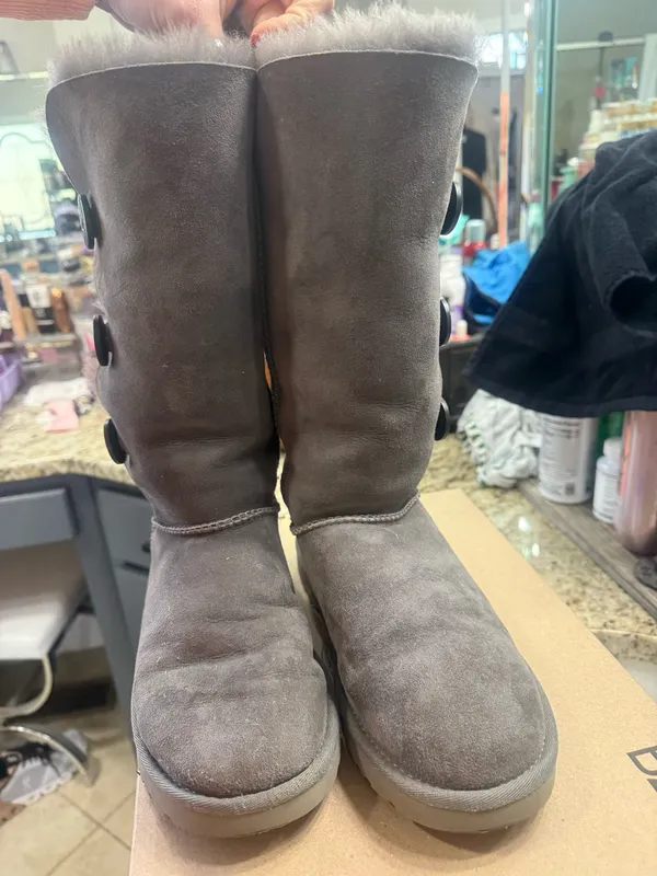 UGG Boots Suede - Image 7