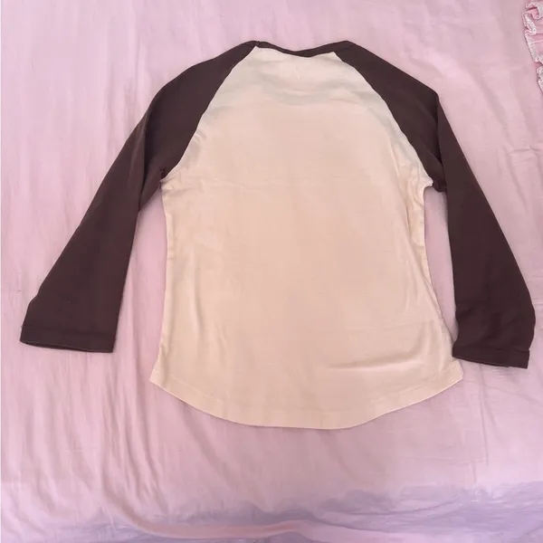 Urban Outfitters skater long sleeve - Image 4