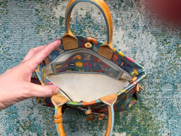 Vintage Y2K Dooney & Bourke blue Doodle graffiti hand bag - Image 12