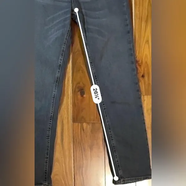 BDG Girlfriend Highrise Straight Leg Jeans - An Urban Outfitters Brand - Image 5
