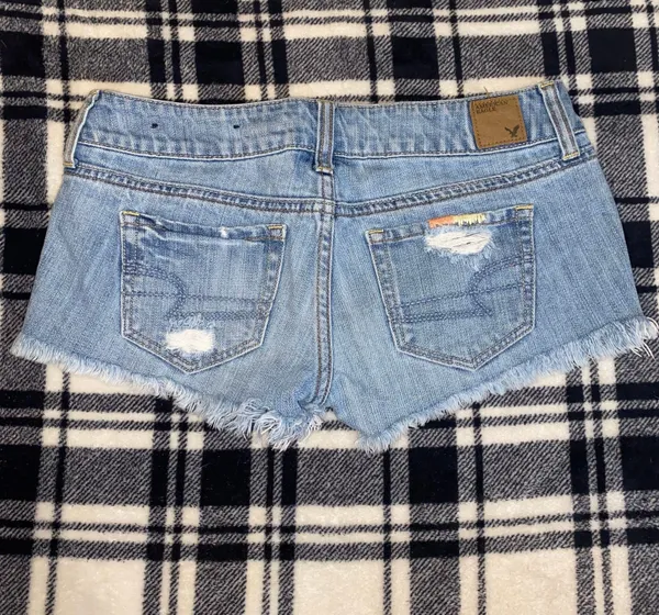 American Eagle Shorts - Image 3