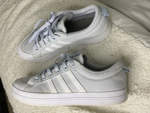adidas Platform Womens Shoes Size 8.5 - Image 5