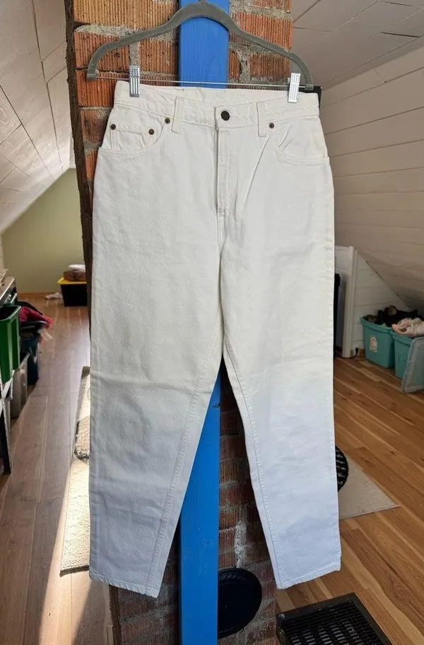 1996 Vintage Levi’s 551 Relaxed Fit Jeans - Image 6