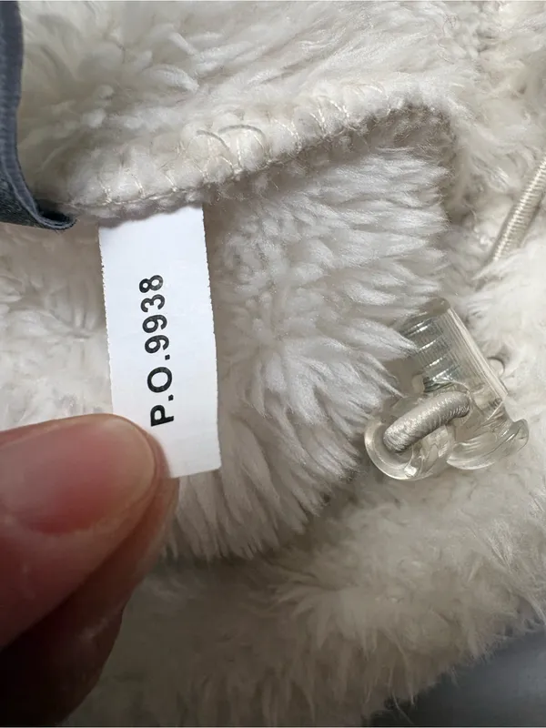 New Balance Women’s S Ivory Plush Teddy Fleece Full Zip Jacket Sherpa - Image 10
