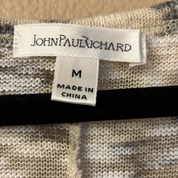 JohnPaulRichard M Southwest Boho Geometric Sweater Tan Gray Tunic Sharkbite Hem - Image 2