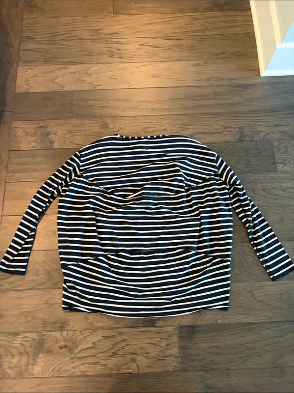 Lululemon Striped Back in Action Long Sleeve Tee Sz 8 - Image 10