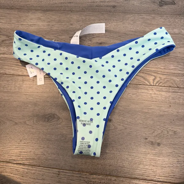 Hollister reversible polkadot swimsuit - Image 6
