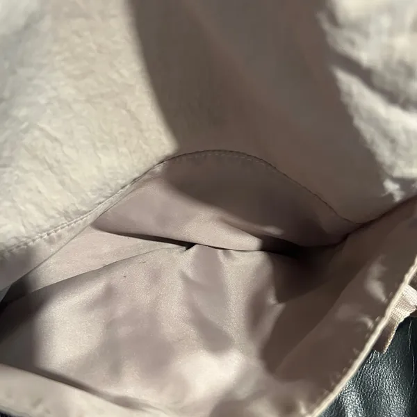 lululemon athletica Cream Crossbody Bag - Image 9