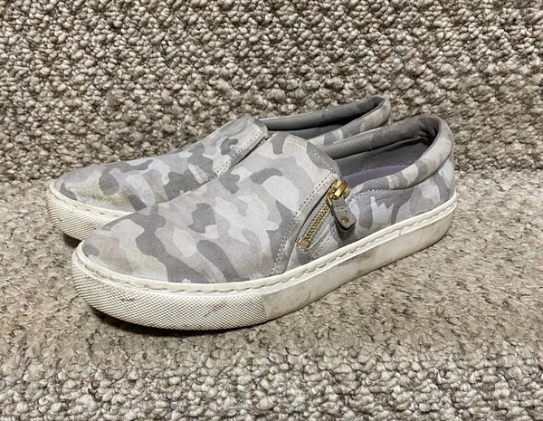 Camo Slip On Shoes Size 8.5 - Image 2