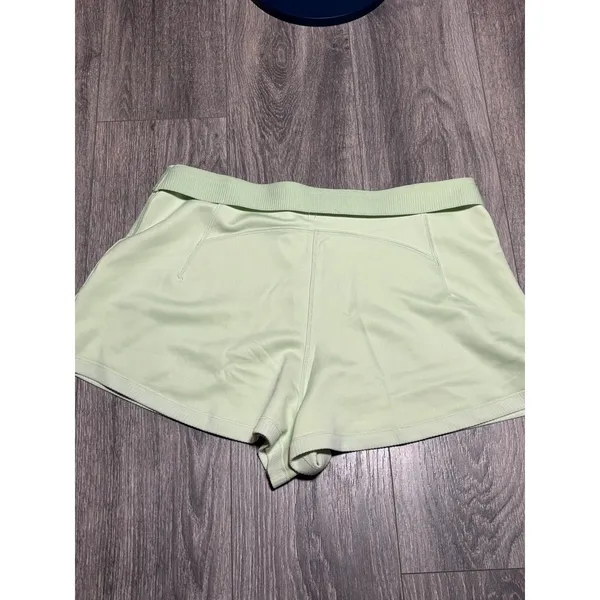 Lululemon Ribbed Softstreme High-Rise Short 2" Kohlrabi Green Size 14 - Image 8