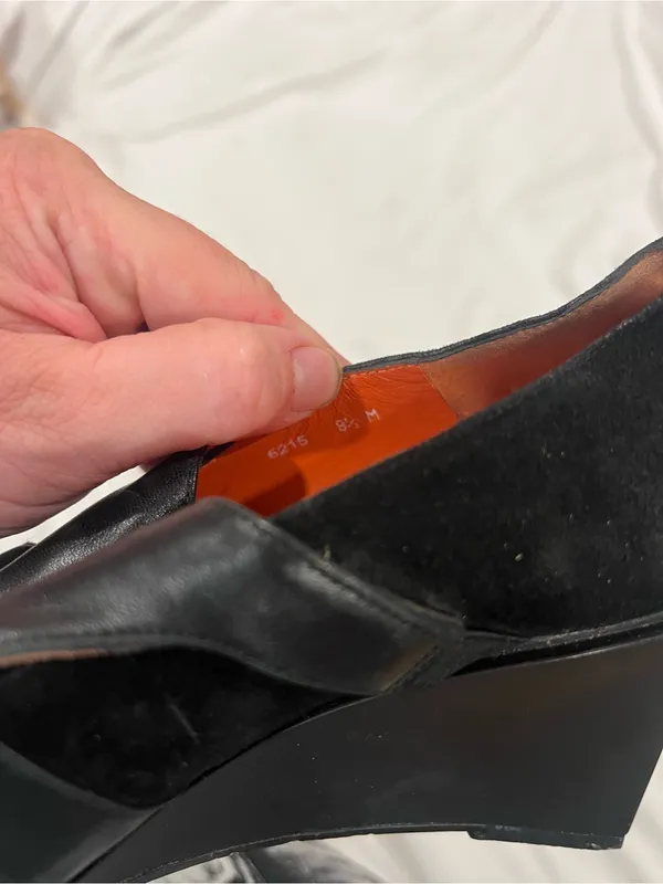 Charles Jourdan Black Leather Pointed Wedge Heels Size 8.5 - Image 6