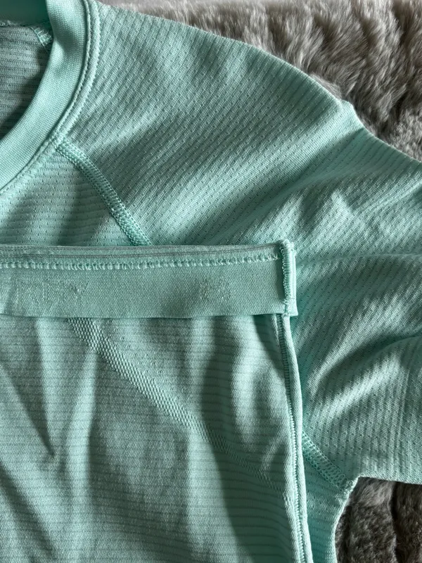 Lululemon Cropped Swiftly Tech - Image 2