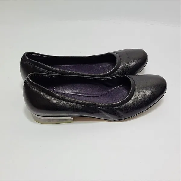 Vaneli Black Leather Round Toe‎ Ballet Flats Clear Lucite Block Heel Size 6.5 - Image 5