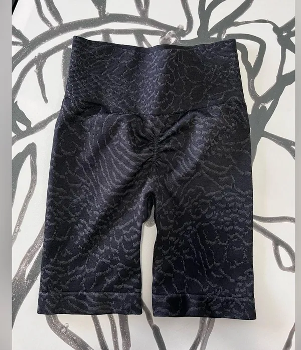 GYMSHARK Adapt Animal Compression Workout Shorts Women’s Sz Small Excellent Cond - Image 7