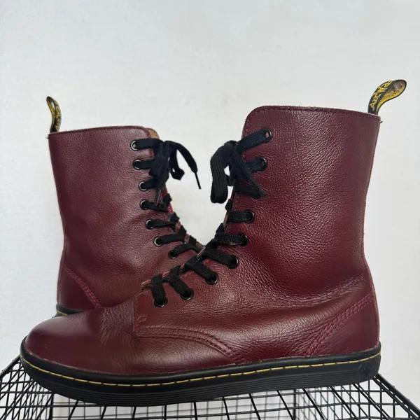 Dr. Martens Stratford Oxblood Leather Floral 9-Eye Combat Boots Women’s 8 - Image 2
