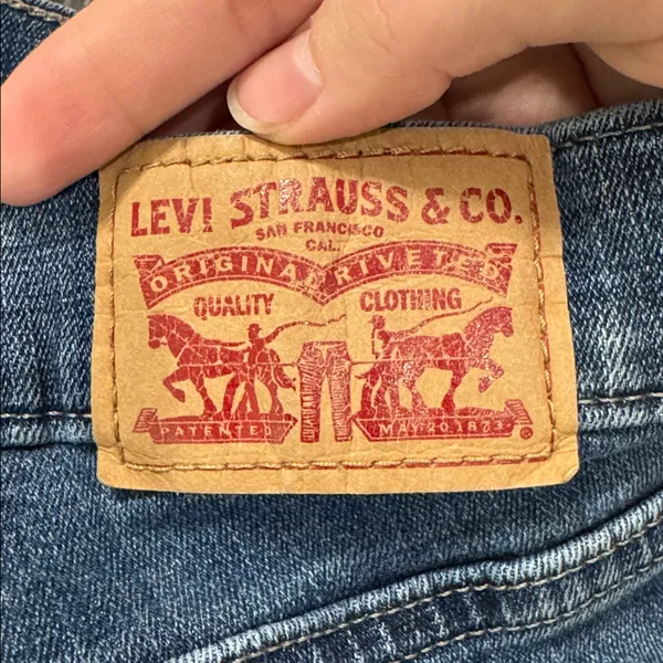 Levi's Classic Straight Medium Wash Blue Jeans size 12 - Image 11