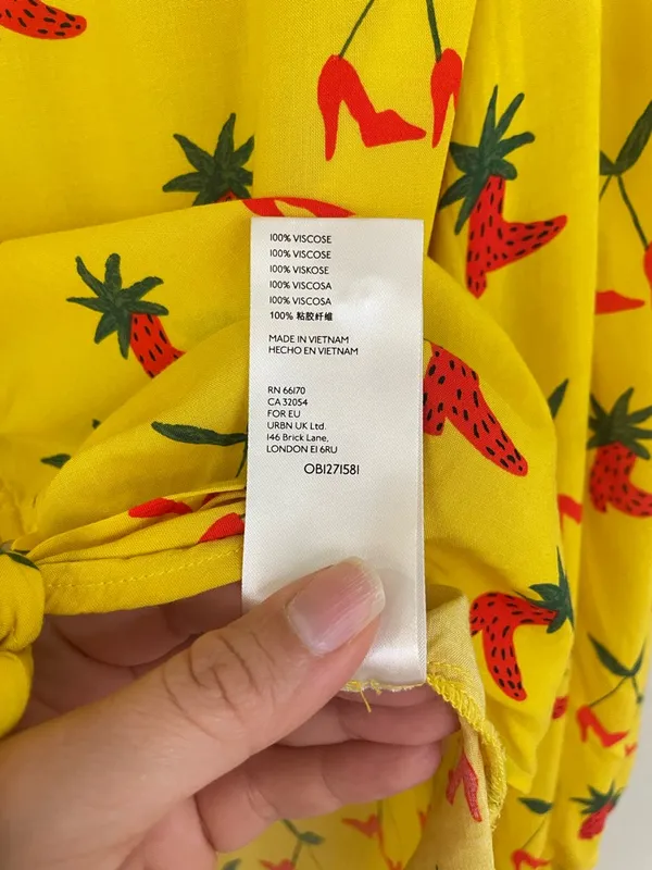 Anthropologie x Kendra‎ Dandy Strawberry and Cherry Print Knot Front Top Size 8 - Image 8