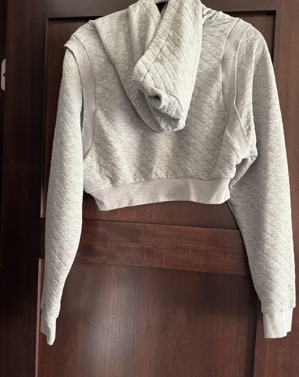 Alo Yoga Quilted Cropped Hoodie Arena Athletic Heather Grey S - Image 2