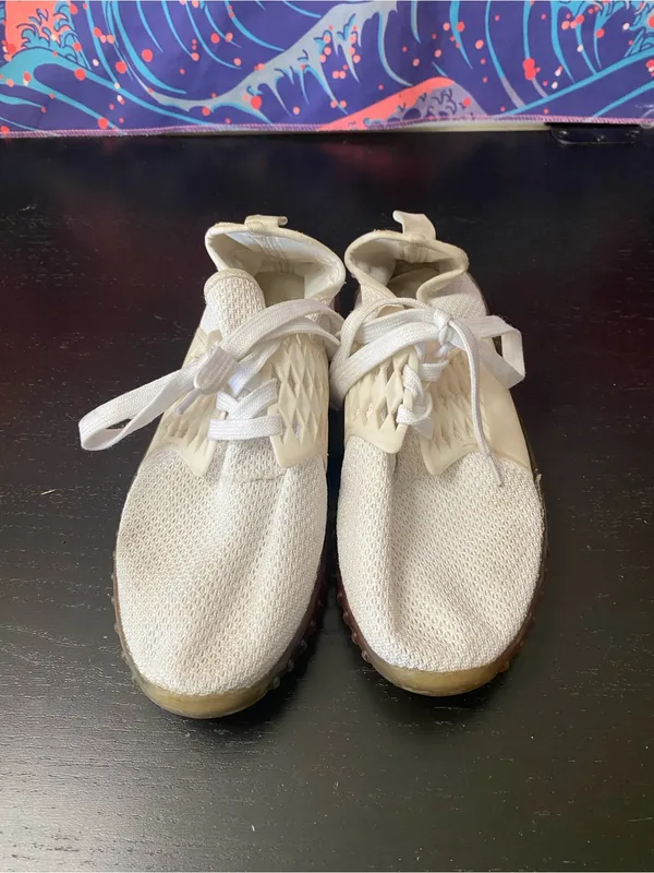 Light Cream Knit Lace-Up Sneakers - Image 2