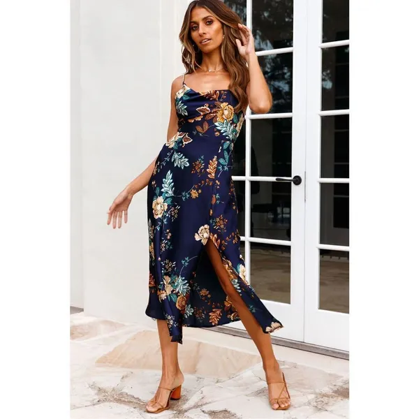 Selfie Leslie ✨SUKI FRONT SPLIT MIDI DRESS ORIENTAL FLORAL PRINT NAVY✨ - Image 3