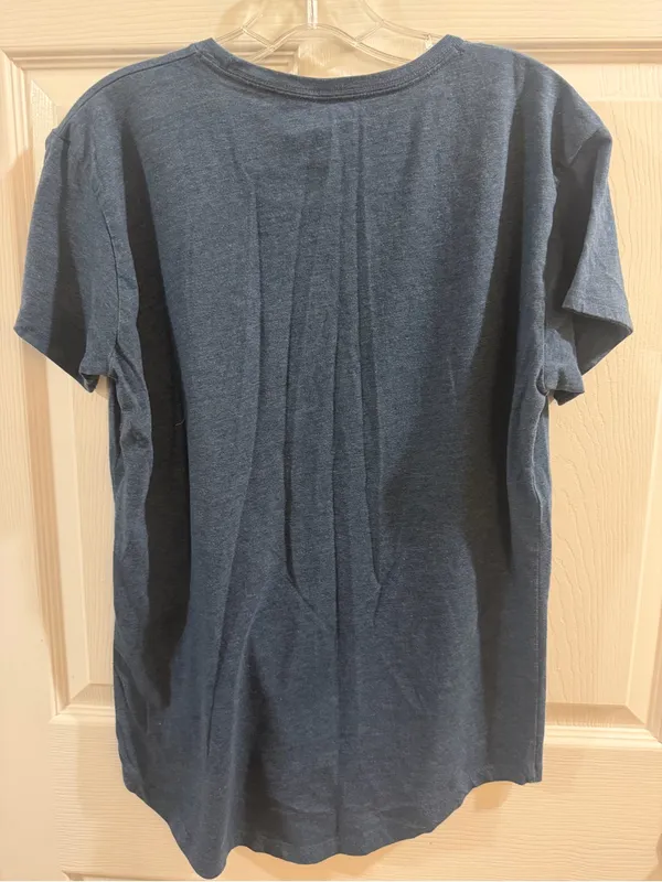 Ariat Women's Large Cow Graphic T-Shirt - Image 3