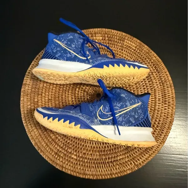 Nike Kyrie sisterhood Sneakers‎ - Image 10