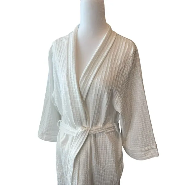 Croft and Barrow Robe Size M White Waffle NWT Women’s - Image 2