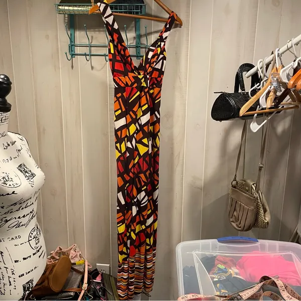 Cute NWT earth babydoll geometric cross back soft stretchy maxi dress beach pool - Image 12