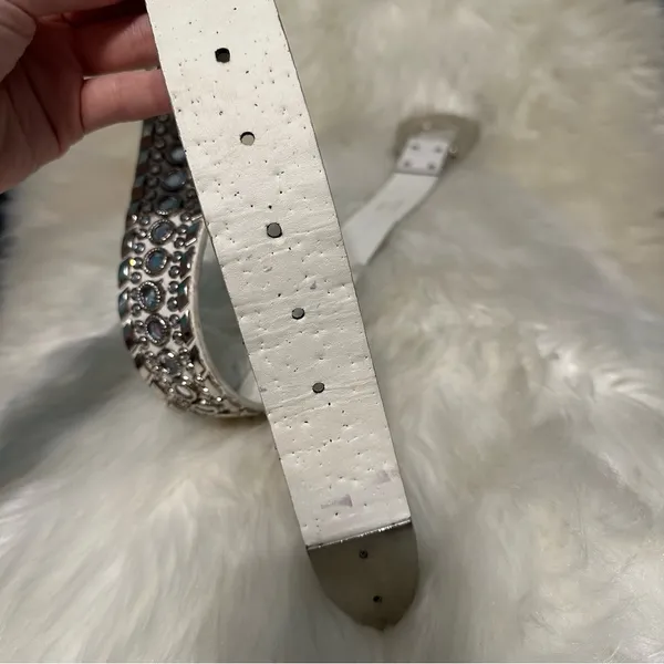 White Chunky Bedazzled Western Style Belt Small - Image 7