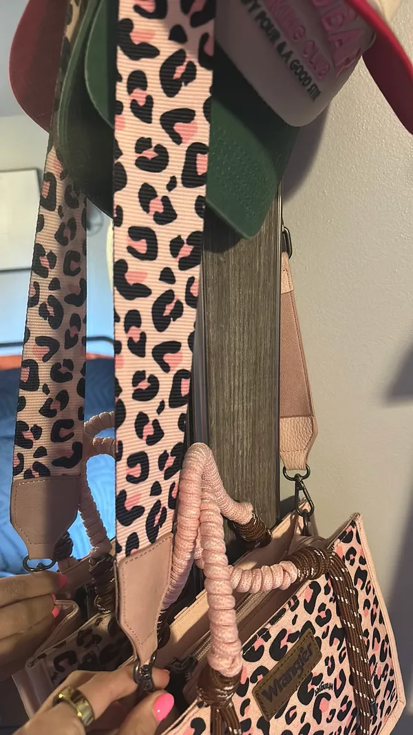 Pink Cheetah Wrangler Bag - Image 2