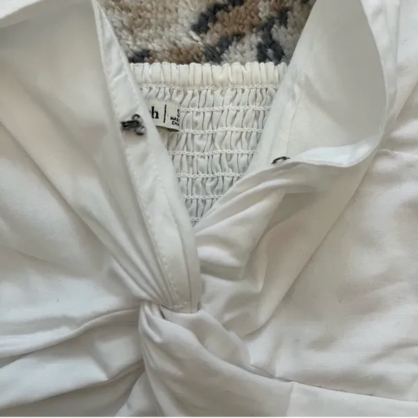 Abercrombie cream twist front puff sleeve Top - Image 2