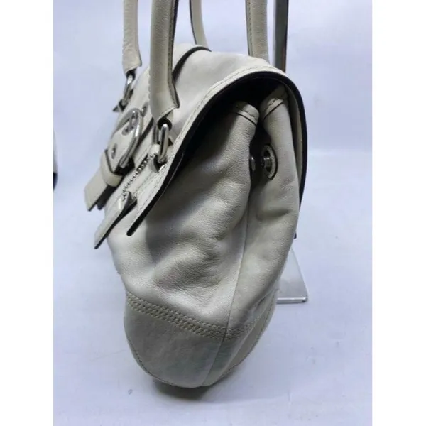 coach medium bag handbag off white leather shoulde - Image 2