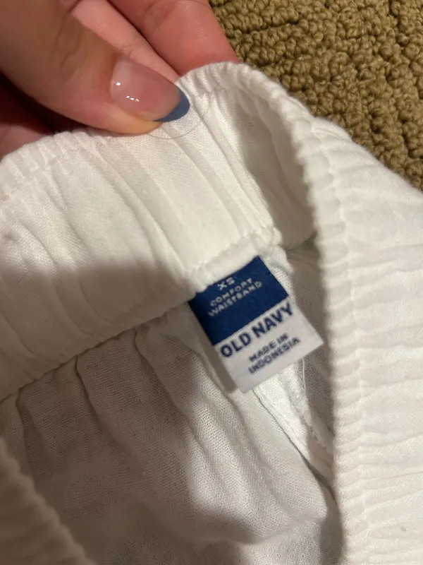 Old Navy Shorts - Image 3