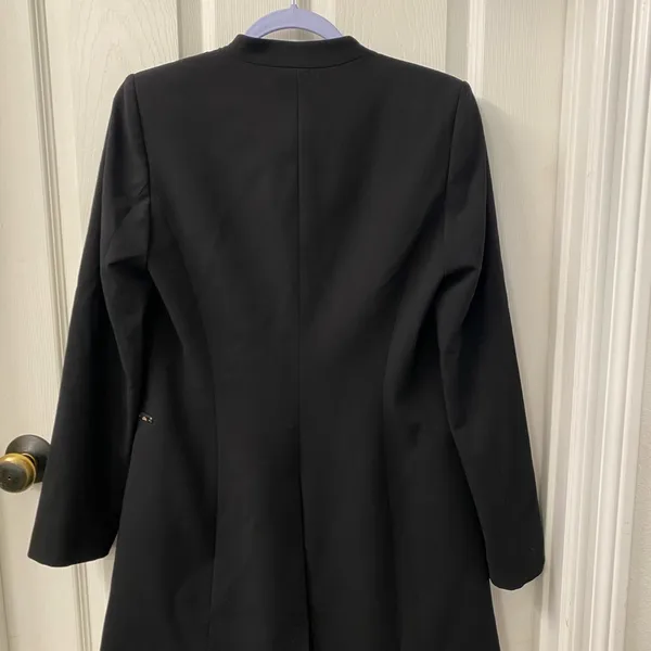 Calvin Klein blazer size 2 - Image 4
