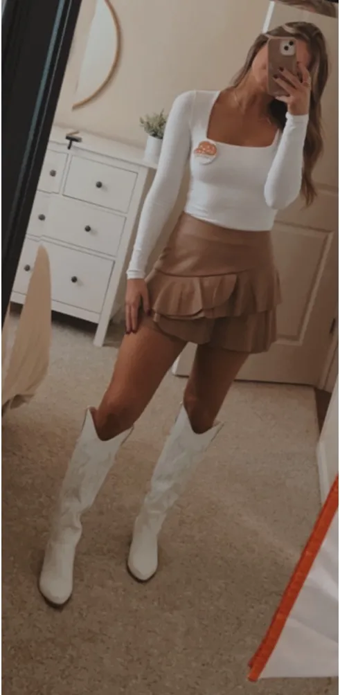 DO+BE Tan Pleather Skort - Image 2