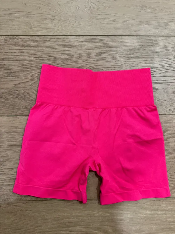 Amazon Hot pink no seam biker shorts - Image 2
