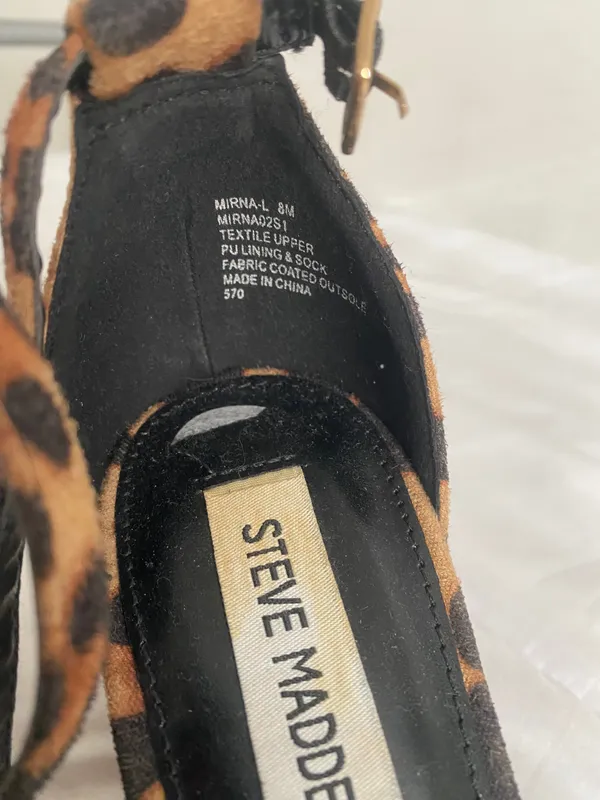 Cheetah Heels Multiple Size 8 - Image 3