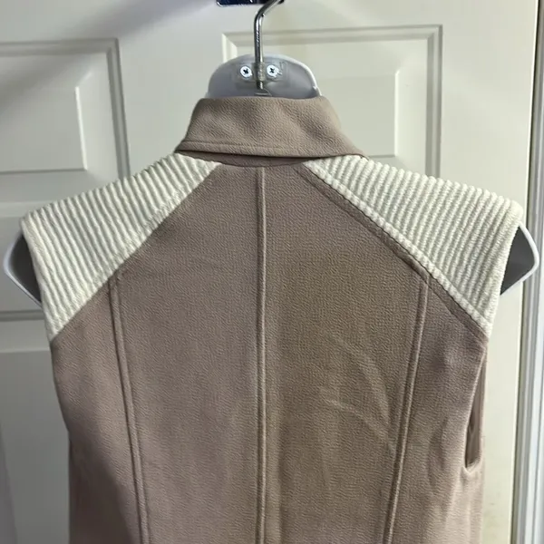 Wilfred Mauve Cream Sleeveless Classic Snap Up Zipper Accents Tunic Vest- XXS - Image 11