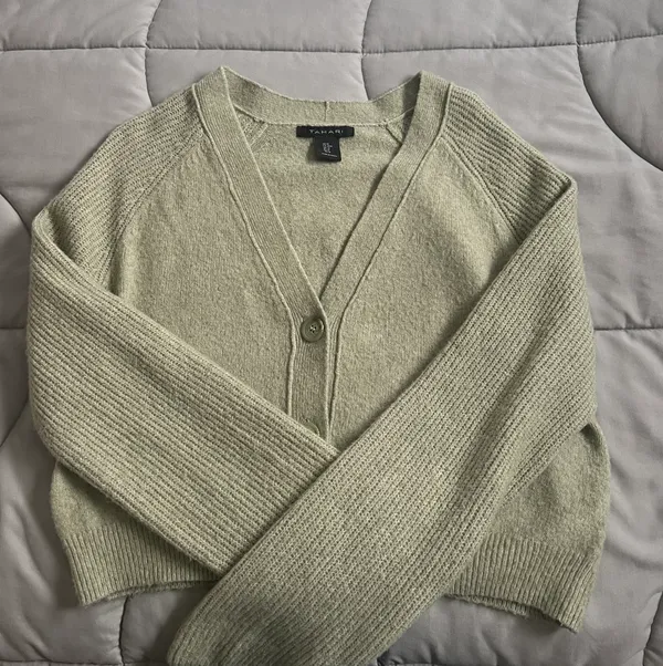 Green Cardigan Size M - Image 2