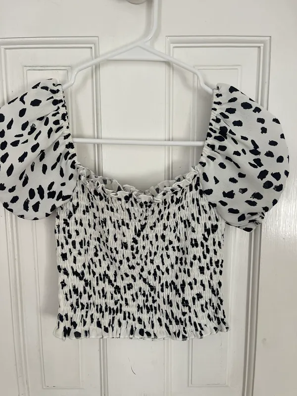 She & Sky Puff Sleeve Smocked Top - Image 2