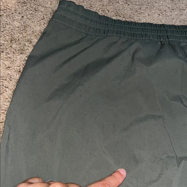 Athleta Cascade Cargo Poplin Cinch Wide Leg Pant Moss‎ Green Medium - Image 7
