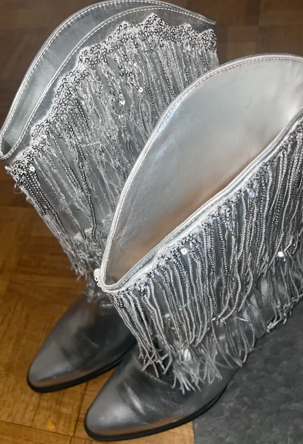 Silver Cowboy Boots Size 12 - Image 5