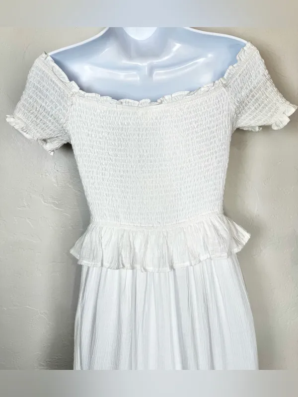 Beivy Off-Shoulder White Ruffle Maxi Dress Size Medium - Image 12