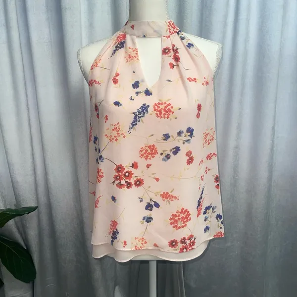 Rose + Olive High Neck Sleeveless Blouse Sz Small-Peach Floral Dainty Top - Image 2