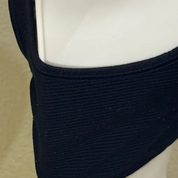 NUX Black Ribbed Sports Bra - Image 7