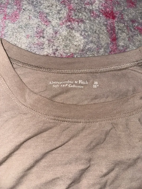 Abercrombie Cropped Long Sleeve Top - Image 2